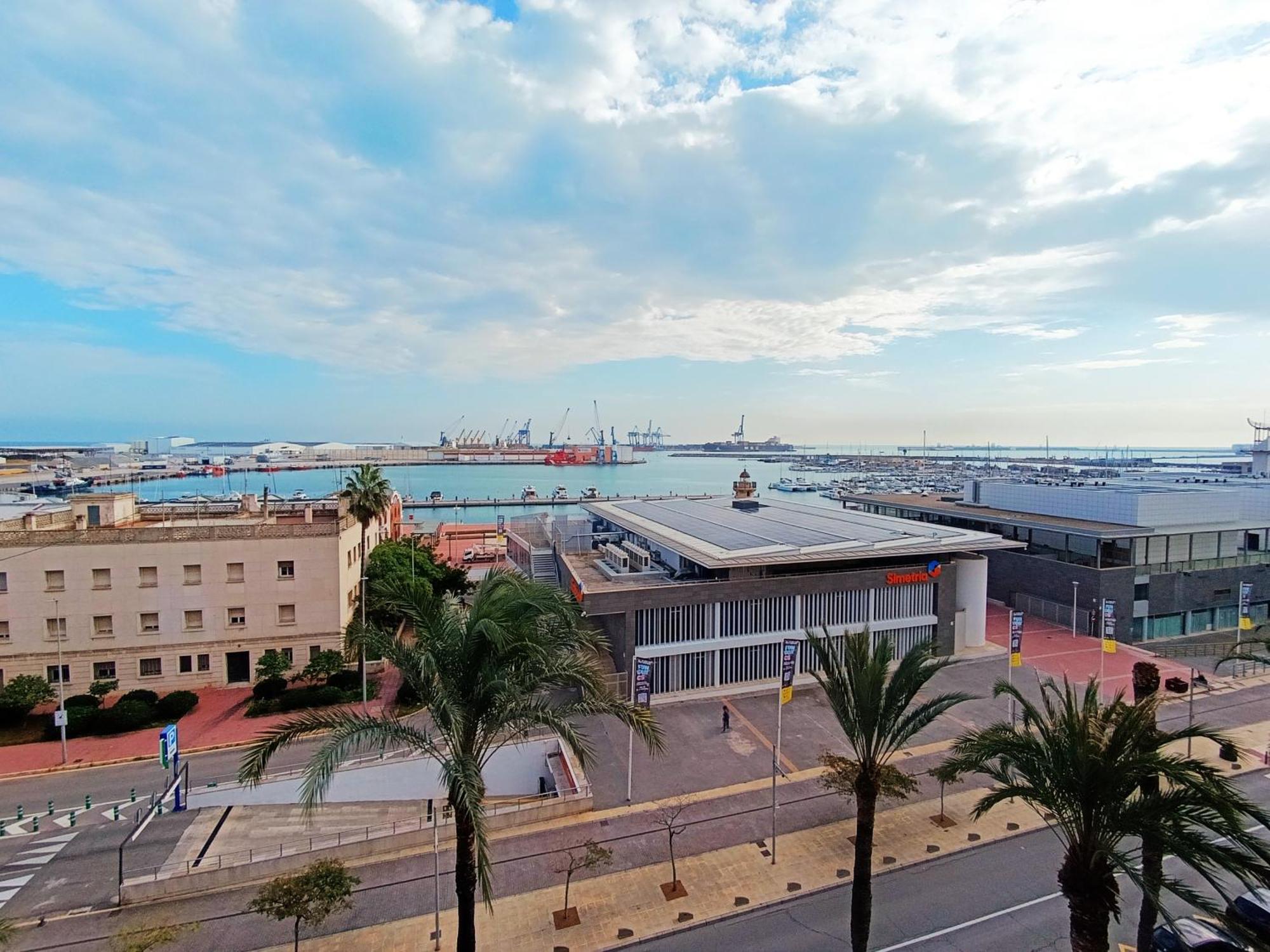 Apartamentos Marina Suites Grao de Castellon Esterno foto