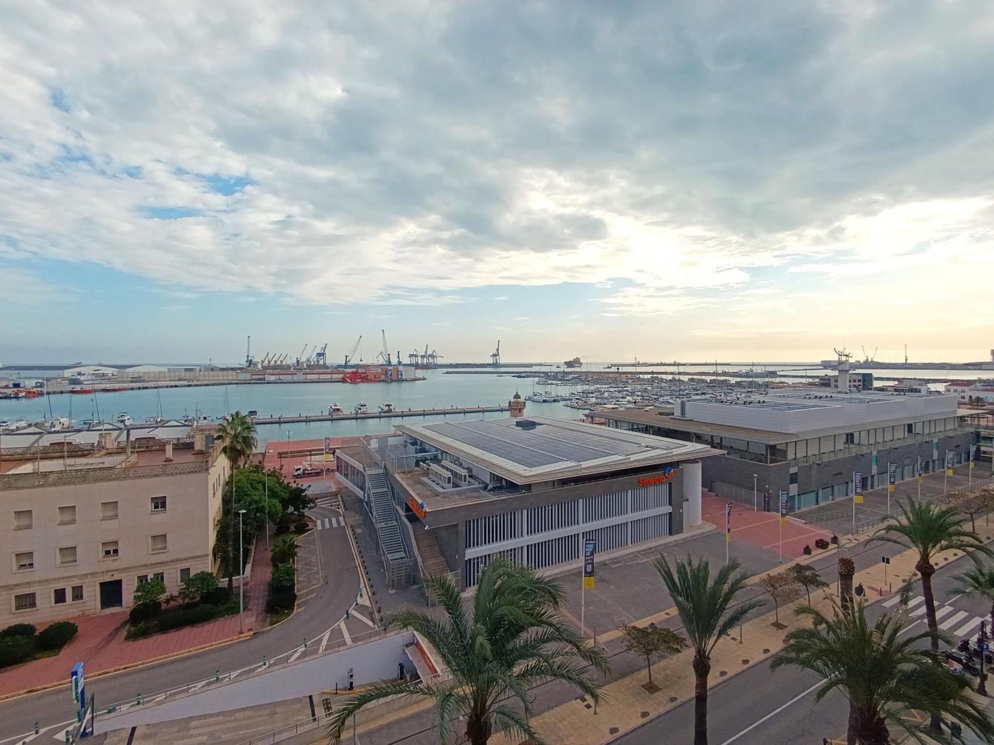 Apartamentos Marina Suites Grao de Castellon Esterno foto